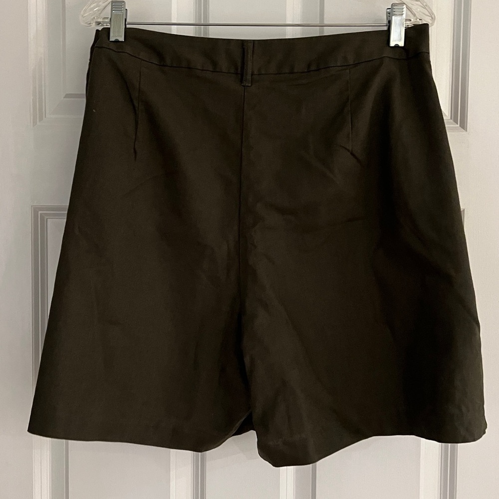 Boden Cora Linen Blend Shorts with Fabric Belt